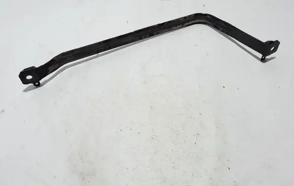 Fuel tank mounting bracket