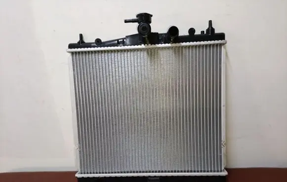 Nissan Note (E11) Coolant radiator D71011TT 21400 21400AY601