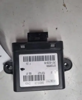 Ford Focus Comfort/convenience module EAS31001 3M5T9S338AD 09753003901