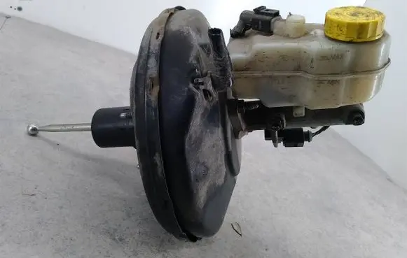 Skoda Fabia Mk2 (5J) Brake booster 6R1614105G