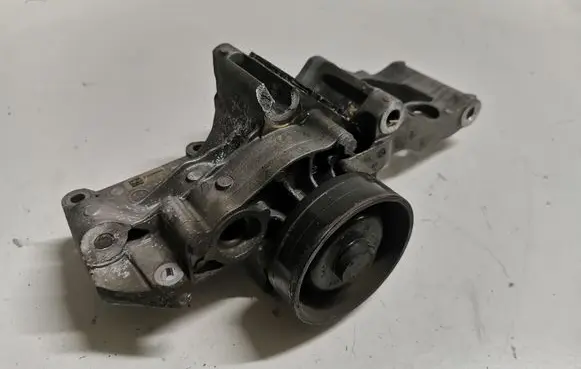 Generator/alternator bracket