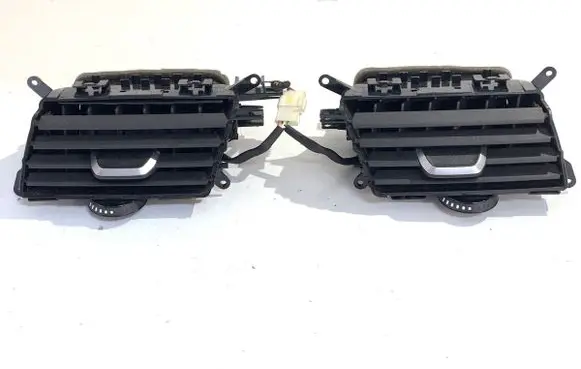 BMW 5 G30 G31 G38 Dashboard side air vent grill/cover trim 9329579
