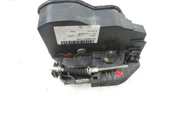 BMW 3 E90 E91 Front door lock 7202143