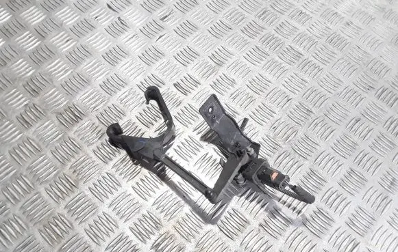 Opel Crossland X Rear air suspension level height sensor 3647963 9822827380 17158410