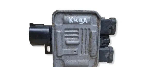 Ford Kuga I Fan control module 940004107