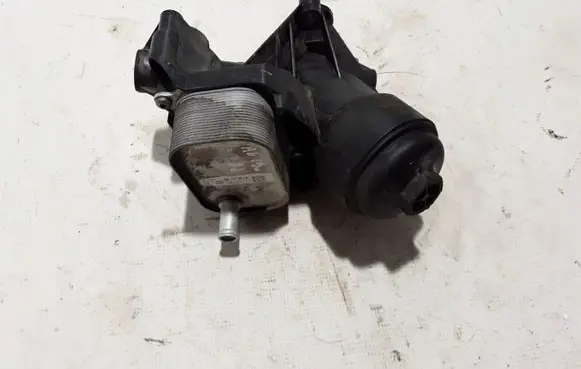 Audi A6 S6 C8 4K Oil filter mounting bracket 05L115389B