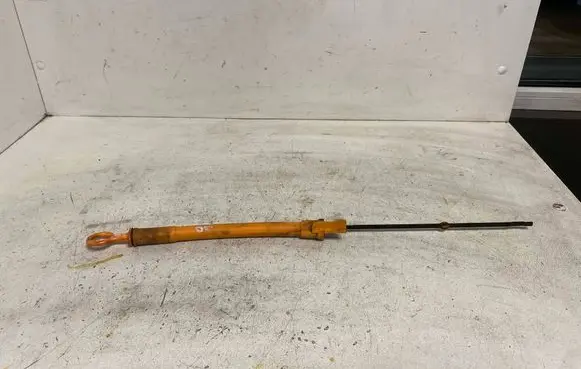 Audi A4 S4 B6 8E 8H Oil level dip stick 038115611B