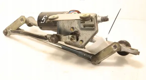 Front wiper linkage and motor