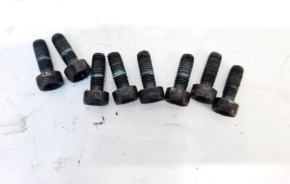 Opel Corsa D Nuts/bolts 