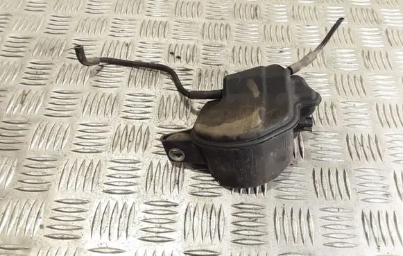 Vacuum air tank