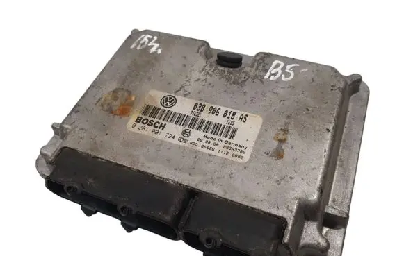 Volkswagen PASSAT B5 Engine control unit/module 038906018AS 28SA3780 0281001724