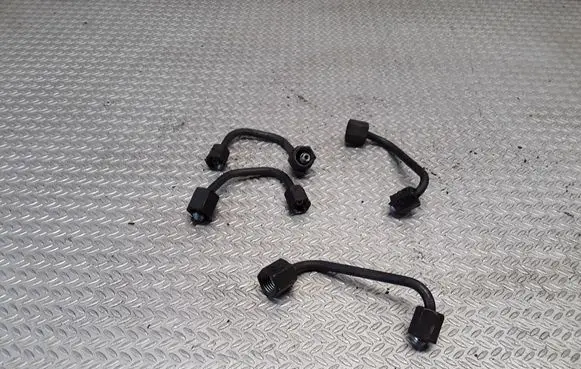 Peugeot 406 Fuel injector supply line/pipe 