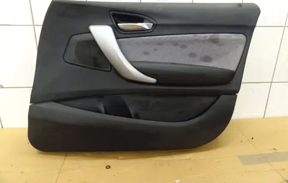 BMW 1 F20 F21 Front door card panel trim