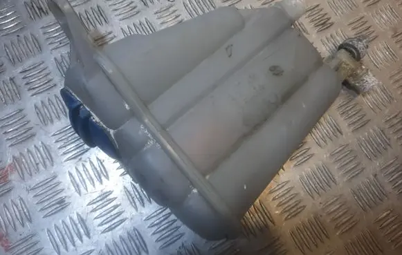 Audi A5 8T 8F Coolant expansion tank/reservoir 8K0121405