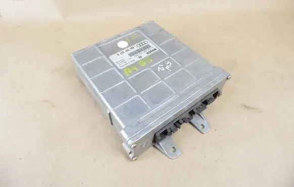 Audi A4 S4 B5 8D Engine control unit/module 8D0907557B 26SA3755 0261203554