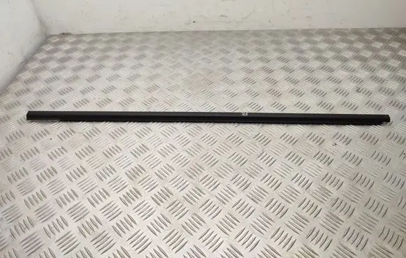 KIA Stonic Front door glass trim molding 