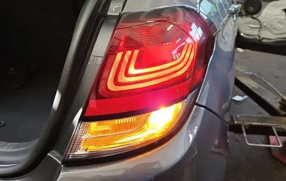 Rear/tail lights