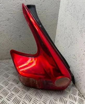 Nissan Juke I F15 Rear/tail lights 14190