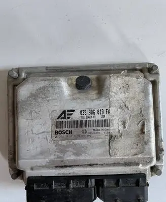 Ford Galaxy Engine control unit/module 038906019FA 0281010629 28S84849