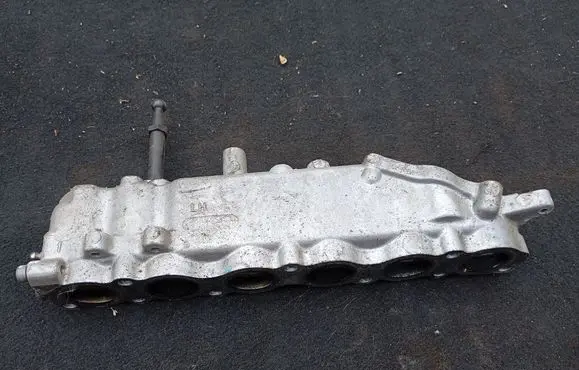 Hyundai ix 55 Intake manifold