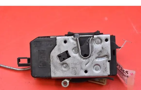 Opel Vectra C Front door lock 13201312