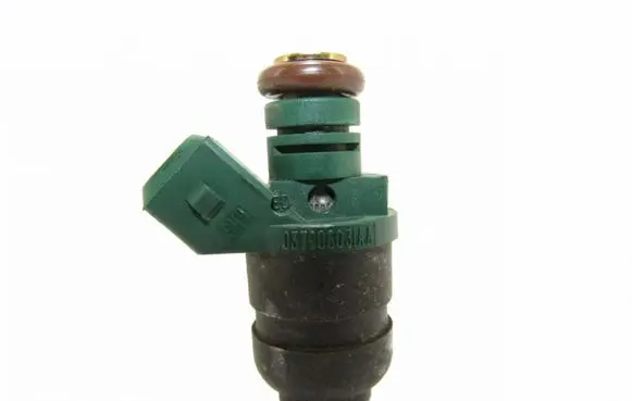 Audi A3 S3 8L Fuel injector 037906031AA