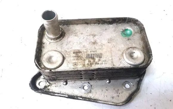 Mercedes-Benz Vito Viano W639 Oil breather separator A6111880301