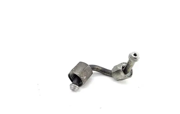 Fuel injector supply line/pipe