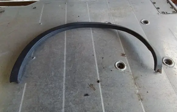 Nissan Qashqai+2 Rear arch trim 93829JD000