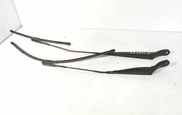 Citroen C3 Aircross Front wiper blade arm 39079980