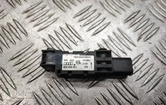 Audi A4 S4 B6 8E 8H Airbag deployment crash/impact sensor 8E0959651 301002 0231306ZWG00