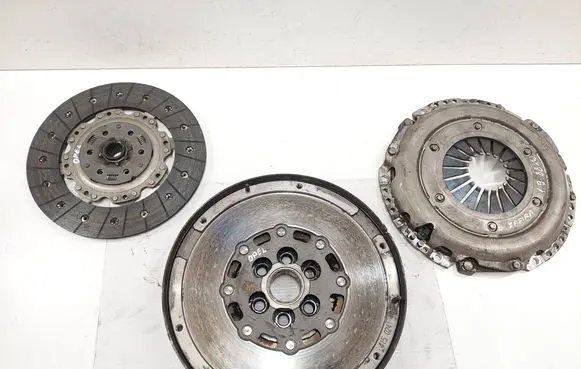 Opel Zafira B Clutch set kit 1878006296 415024110 TYPM240E