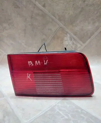 BMW 5 E39 Tailgate rear/tail lights 8361673