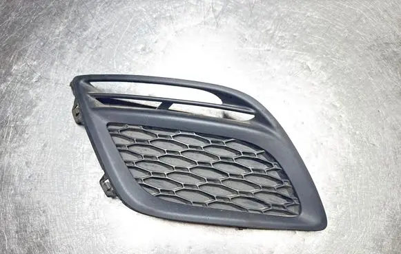 Volvo XC60 Front fog light trim/grill 31290658