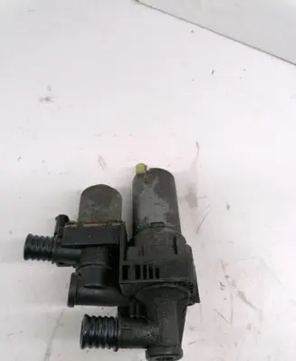 BMW 3 E46 Coolant heater control valve 8369807