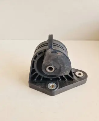 Hyundai Ioniq Engine mount bracket 21924G7000