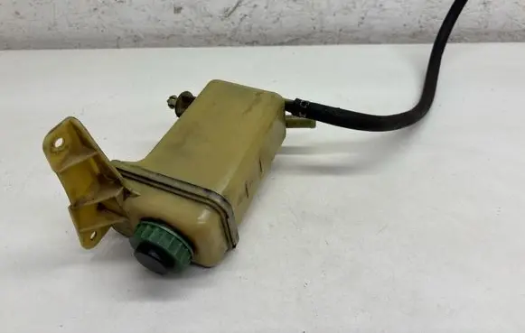 Audi Cabriolet B3 8G Power steering fluid tank/reservoir 8A0422373A