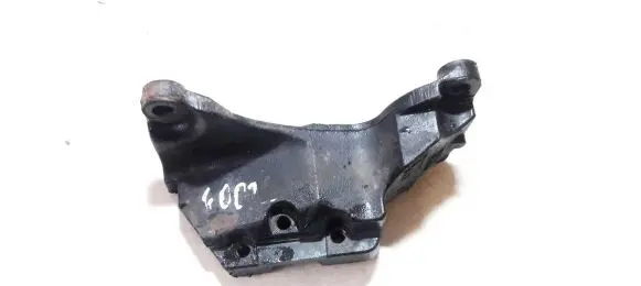 Opel Zafira B Engine mounting bracket 38225 3079