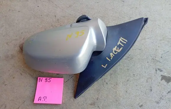 Chevrolet Lacetti Front door electric wing mirror