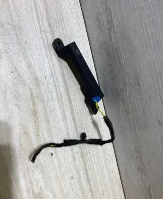 Mercedes-Benz A W177 Keyless system antenna A1679050901