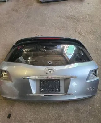 Infiniti FX Tailgate/trunk/boot lid 