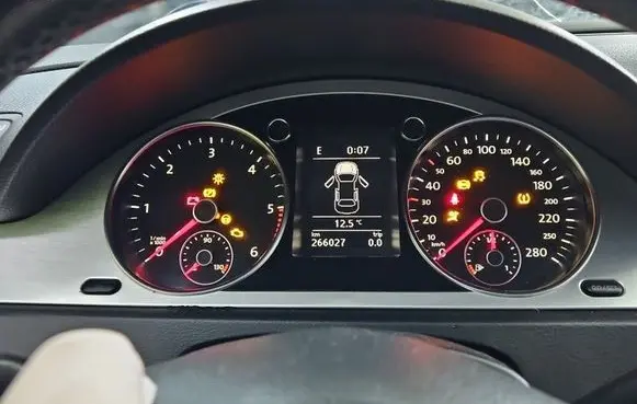 Volkswagen PASSAT CC Speedometer (instrument cluster) 3C8920870C IMPRK1542754