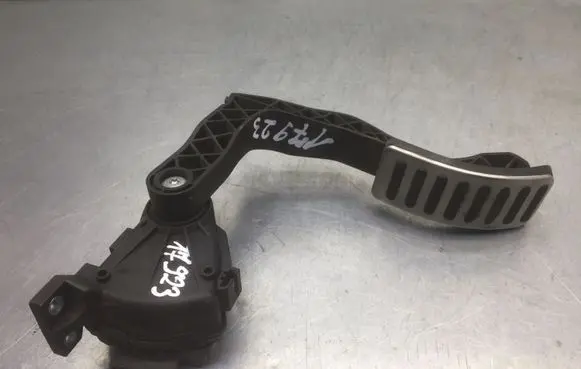 Volkswagen Phaeton Accelerator throttle pedal 3D1721503L F30007801 6PV00802643