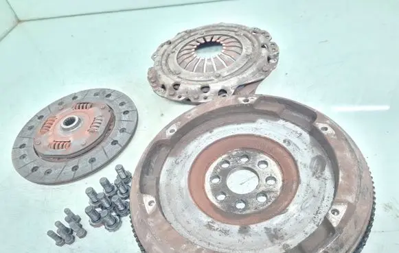Opel Meriva A Clutch set kit 8972280420 55351769 897353