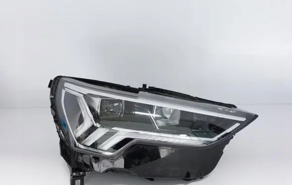 Audi Q3 F3 Headlight/headlamp 83A941034