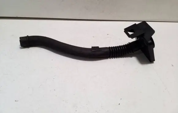 Mercedes-Benz Vito Viano W447 Oil fill pipe A6220100200 A6510102715