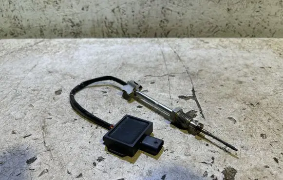 Mercedes-Benz A W177 AMG Exhaust gas temperature sensor A0009059711 2658000641 0021T0004002