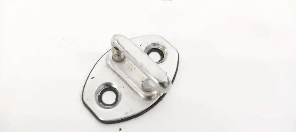 Skoda Yeti (5L) Front door lock loop/hook striker 5J0837033