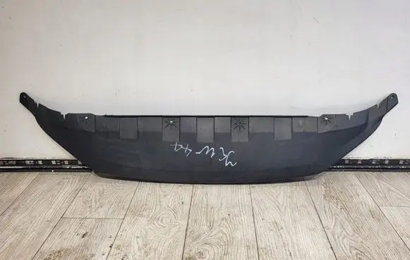 Skoda Rapid (NH) Front bumper lip 5J0807061Coeskoda