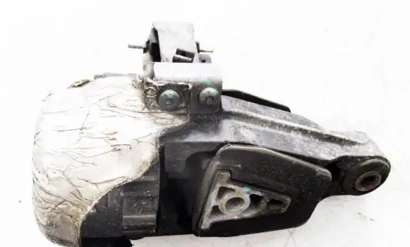 Peugeot 407 Engine mount vacuum valve 